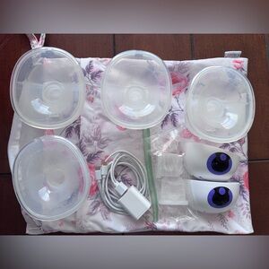 Lansinoh Breast Pump Set with Accessories